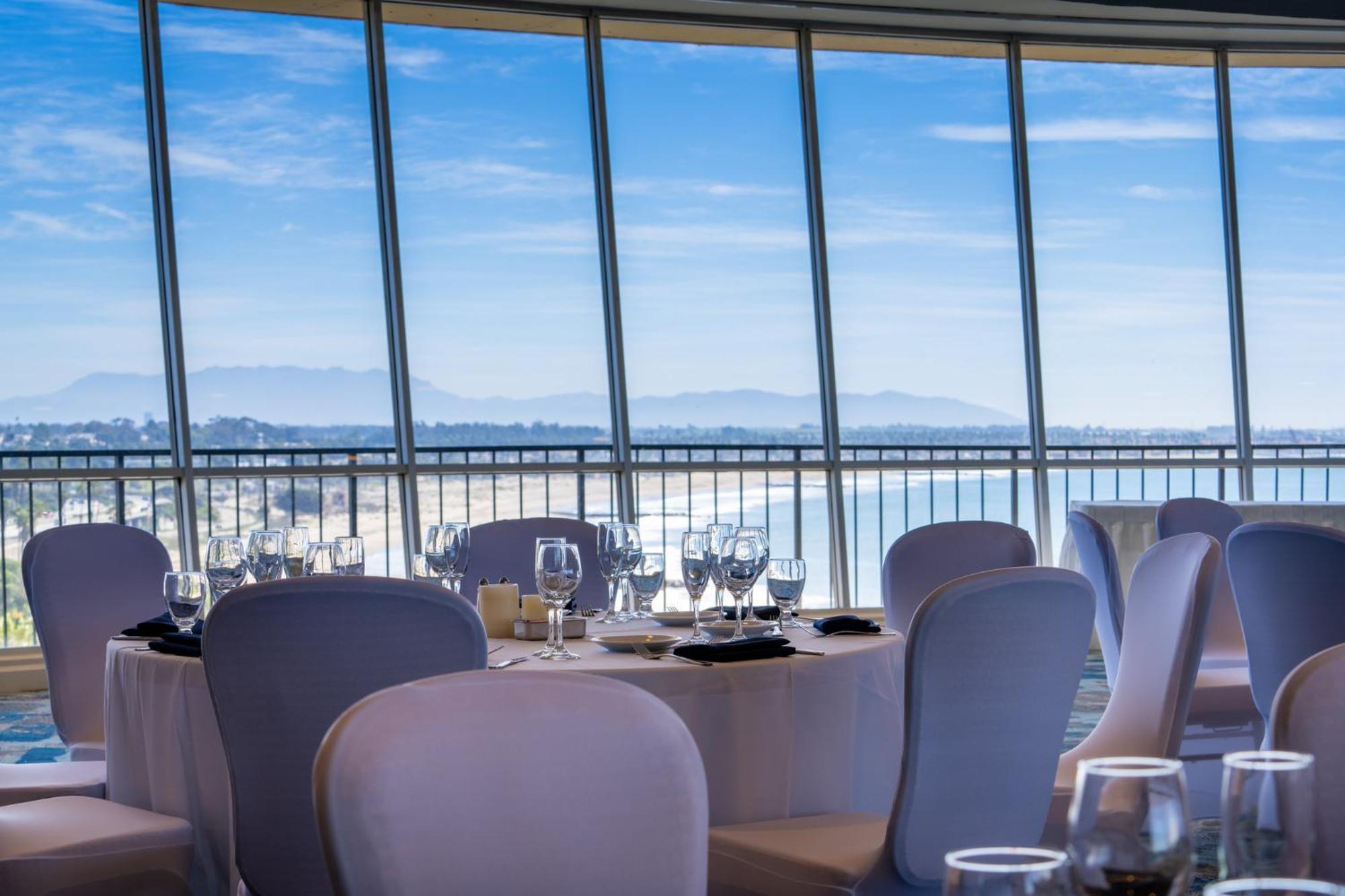 Crowne Plaza Ventura Beach By Ihg Kültér fotó