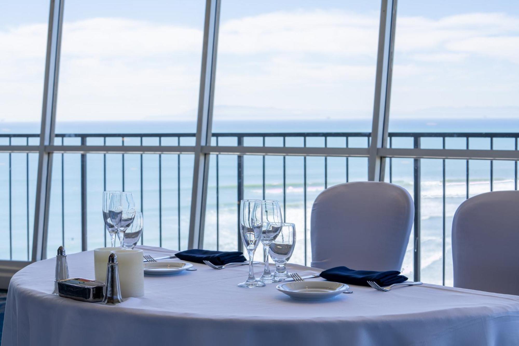 Crowne Plaza Ventura Beach By Ihg Kültér fotó