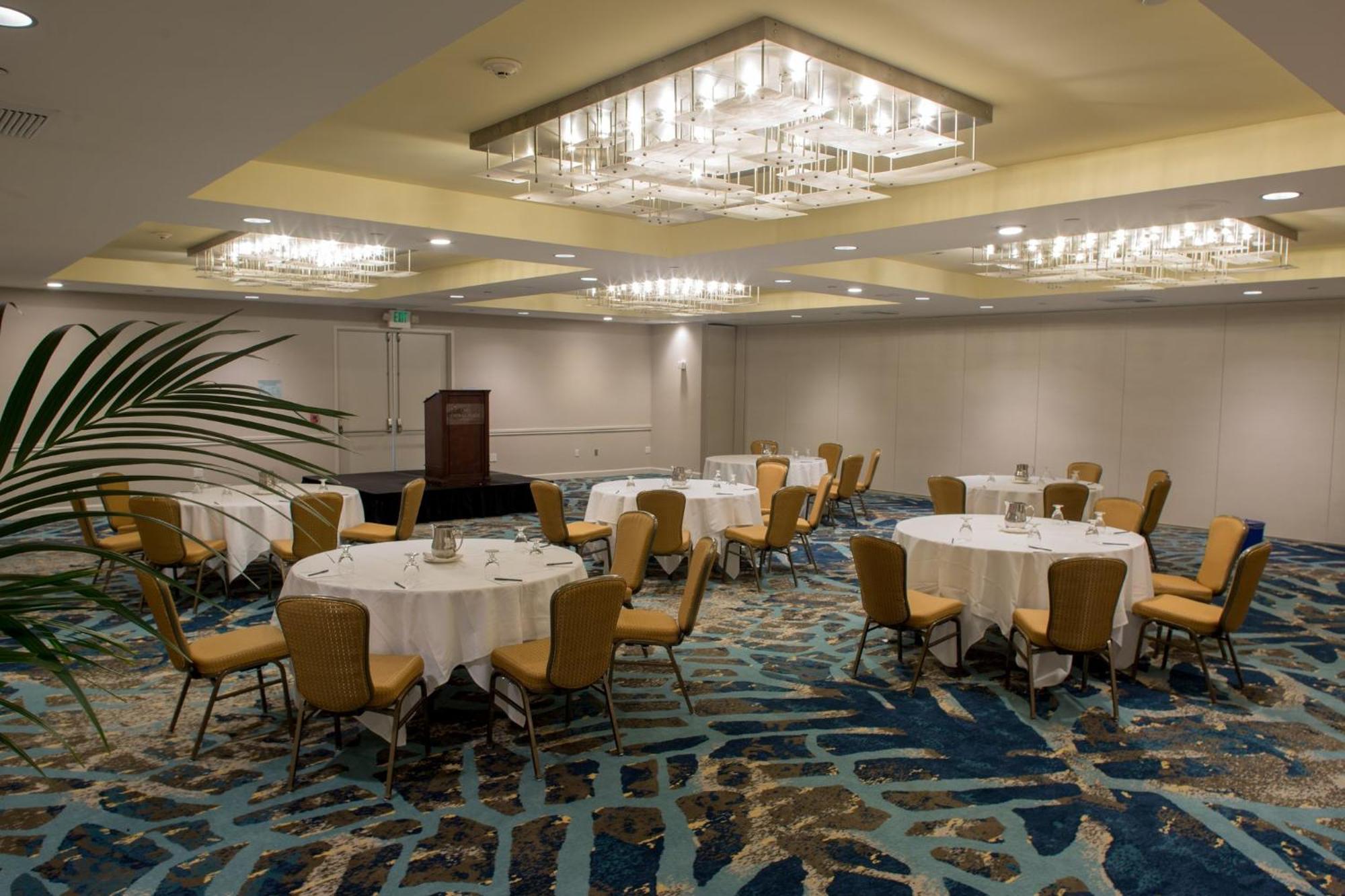 Crowne Plaza Ventura Beach By Ihg Kültér fotó